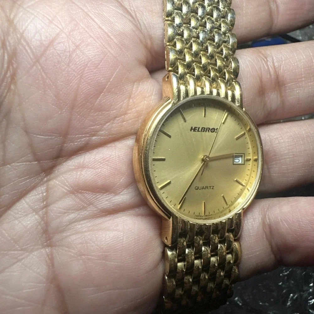 Works VTG Womens Helbros Gold Tone Quartz Big Dial 32mm Japan Running Fit 6.25in